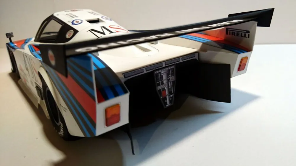 Papierový model Lancia LC2 1000km Kyalami 1983